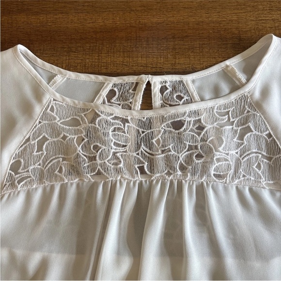 Anthropologie Maeve Lace Trace Tee Blouse Women's 10 Ivory Flutter Sleeve Top - Picture 7 of 15